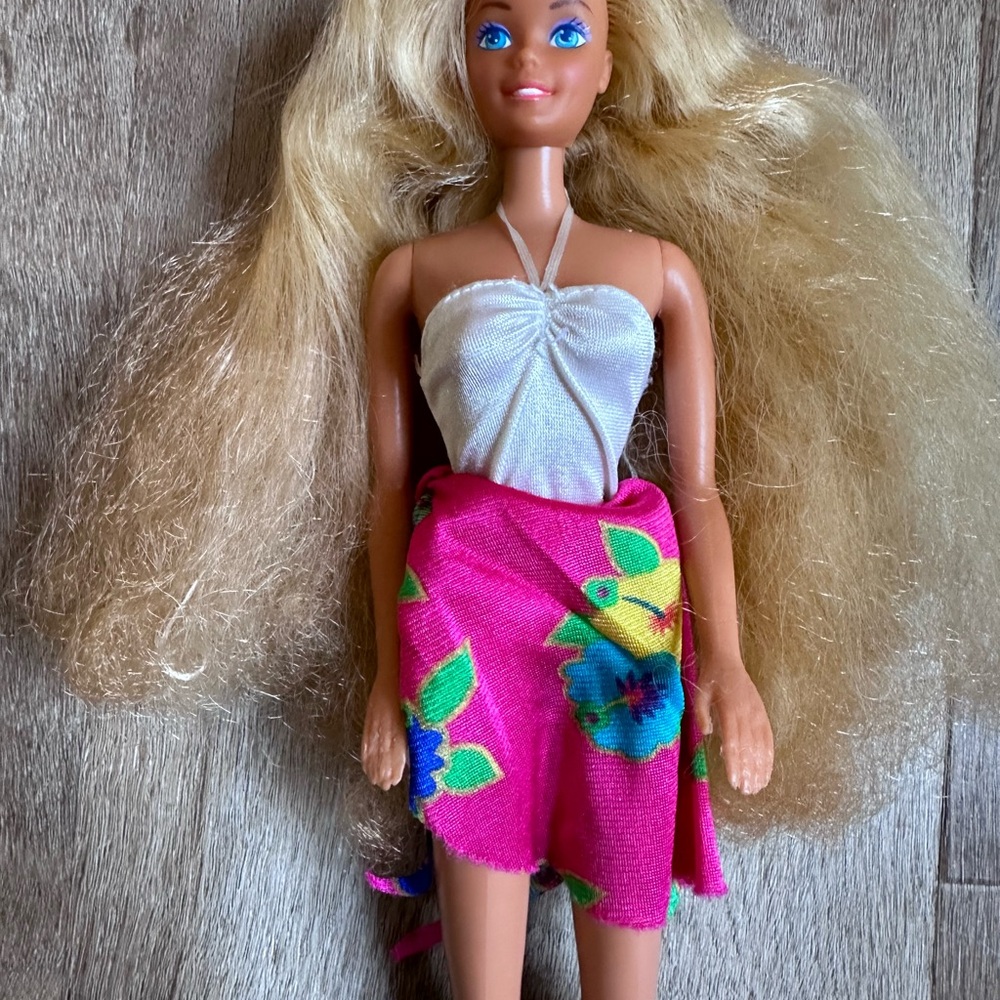 1987 Barbie Island Fun Barbie Doll Mattel
